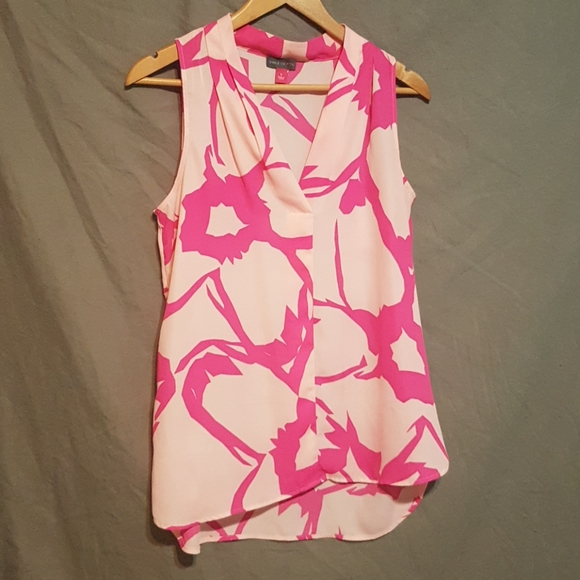 Vince Camuto Tops - Vince Camuto printed sleeveless top